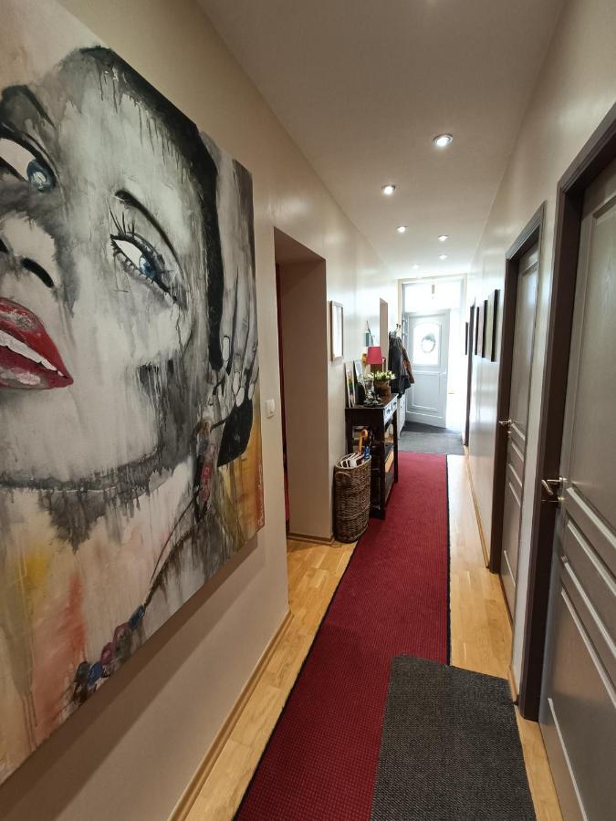 La Chouette Maison - Chambres D'Hotes Et Gite En Ville Remiremont Esterno foto