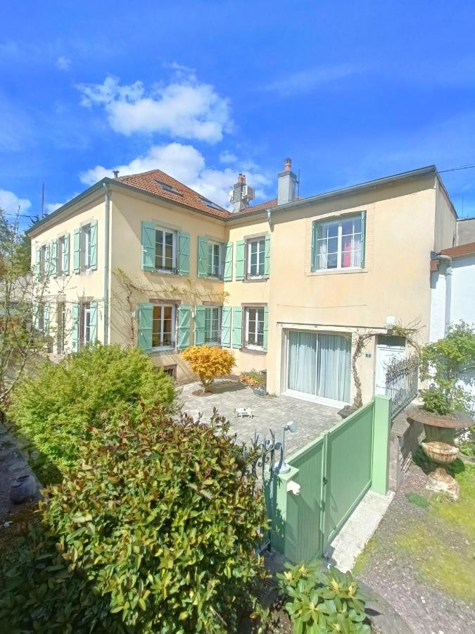La Chouette Maison - Chambres D'Hotes Et Gite En Ville Remiremont Esterno foto